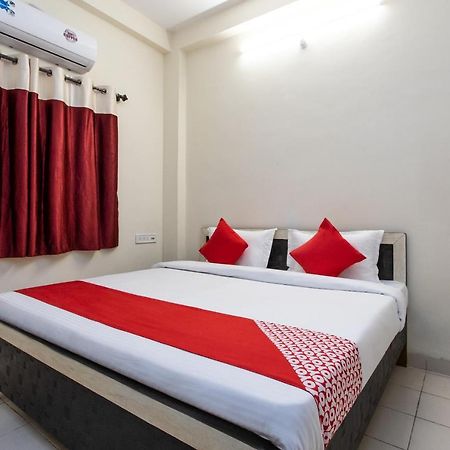 Oyo 18571 Ashoka Resort Indore Extérieur photo