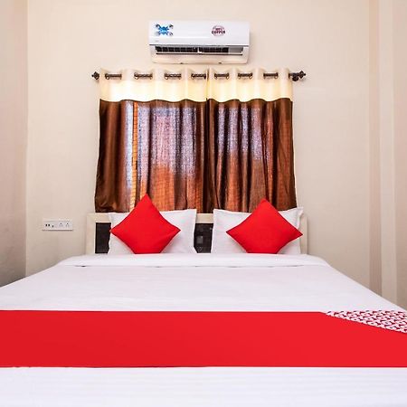 Oyo 18571 Ashoka Resort Indore Extérieur photo