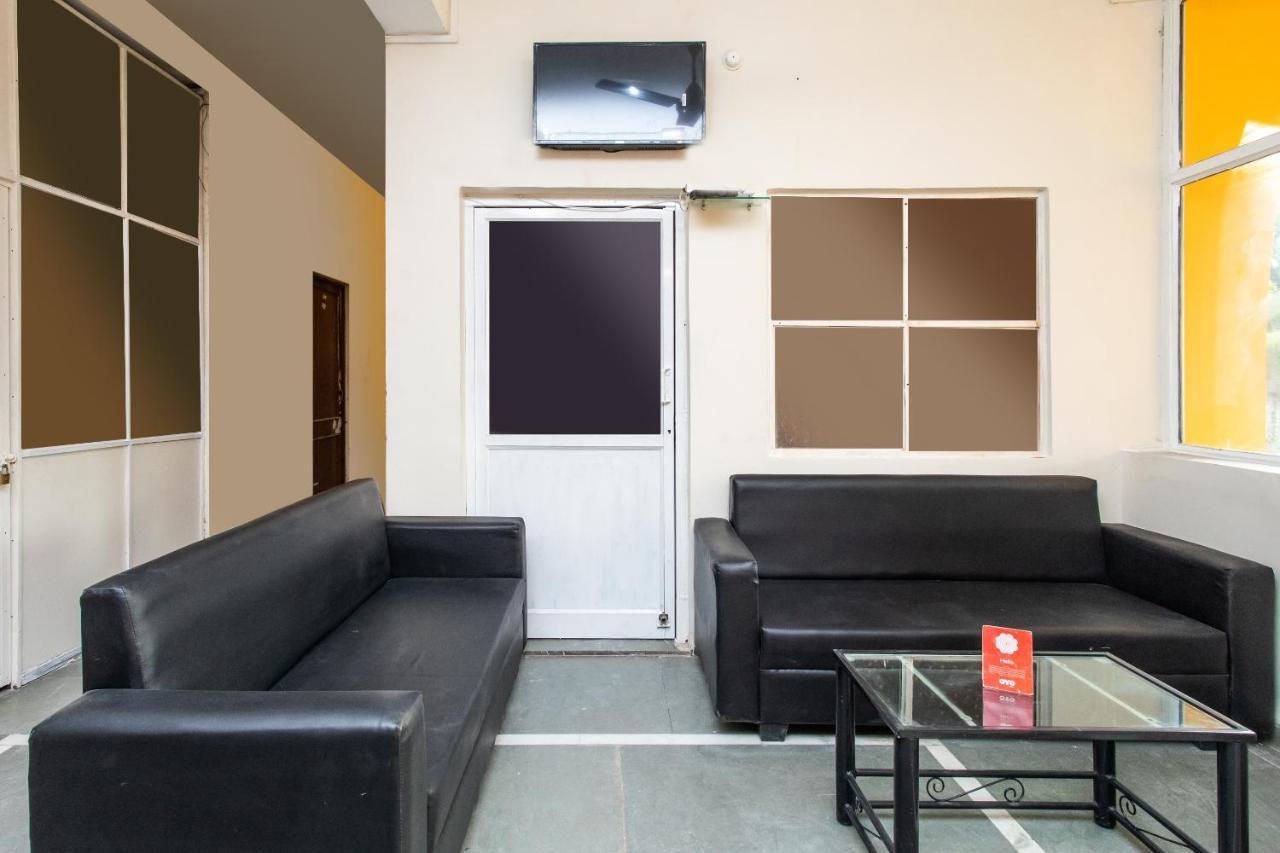 Oyo 18571 Ashoka Resort Indore Extérieur photo
